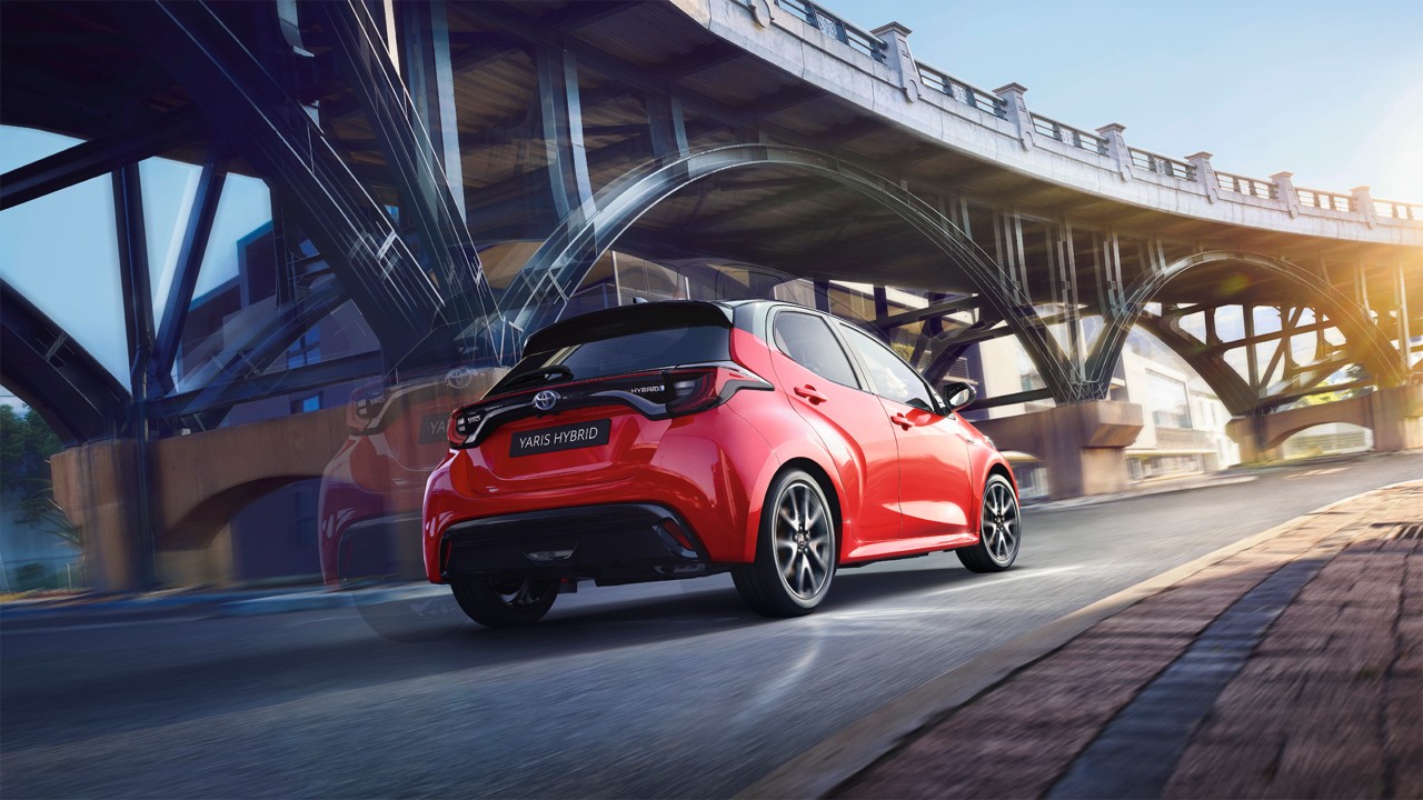 14-generic-asset-yaris-toyota